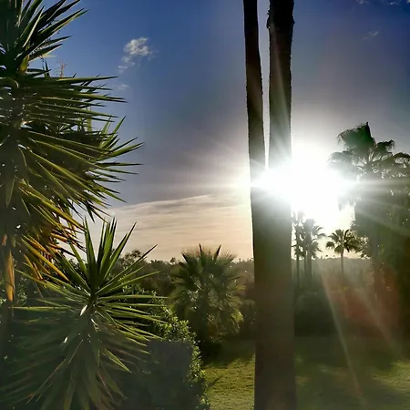 Stunning And Luxury In Marbella-atalaya - 250m To Gc Atalaya, 2x 18 Holes And Very Close To The Of San Pedro De Alcantara And Puerto Banus Or Puente Villa Estepona