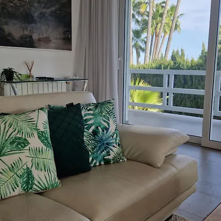 Stunning And Luxury In Marbella-atalaya - 250m To Gc Atalaya, 2x 18 Holes And Very Close To The Of San Pedro De Alcantara And Puerto Banus Or Puente Villa