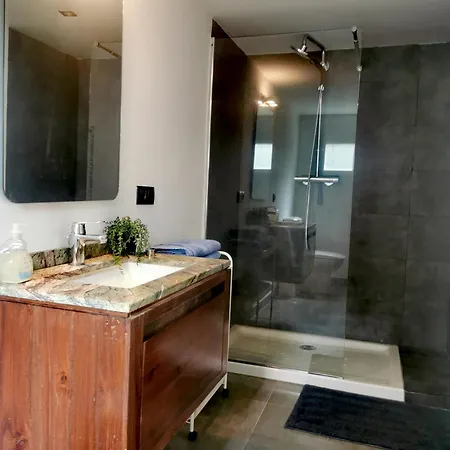 Villa Stunning And Luxury In Marbella-atalaya - 250m To Gc Atalaya, 2x 18 Holes And Very Close To The Of San Pedro De Alcantara And Puerto Banus Or Puente