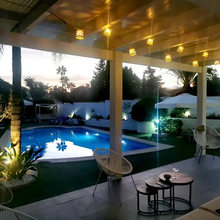 Stunning And Luxury In Marbella-atalaya - 250m To Gc Atalaya, 2x 18 Holes And Very Close To The Of San Pedro De Alcantara And Puerto Banus Or Puente Villa *