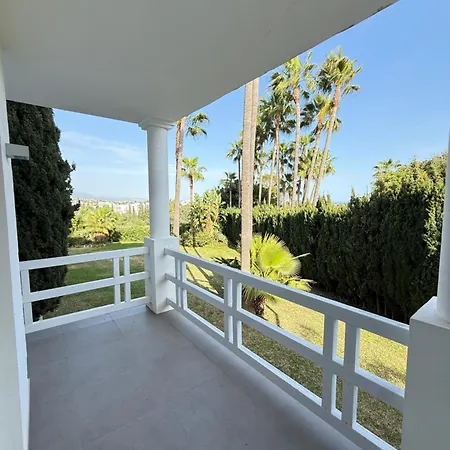 Villa Atalaya: Luxury Marbella Retreat Near Golf And Estepona